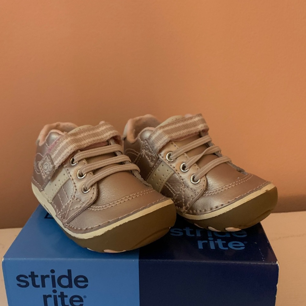 Stride Right Infant Sneakers 3.5